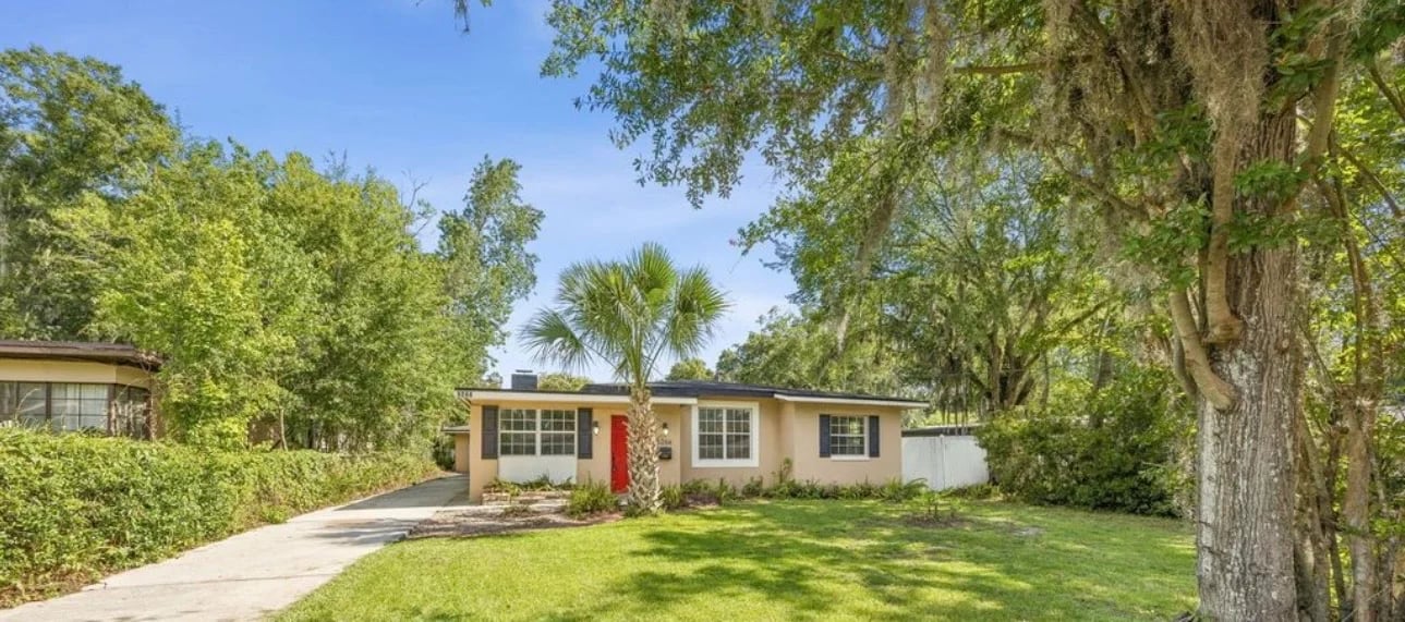 Photo of Under Contract 🥳